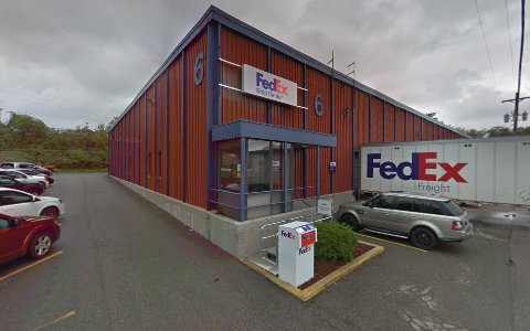 Shipping and Mailing Service «FedEx Ship Center», reviews and photos, 600 Vista Dr, Pittsburgh, PA 15205, USA