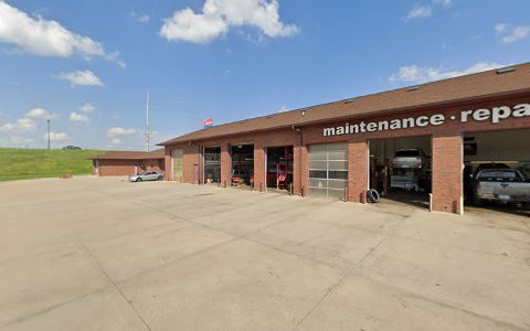 Tire Shop «Firestone Complete Auto Care», reviews and photos, 4850 Maple Dr, Pleasant Hill, IA 50327, USA