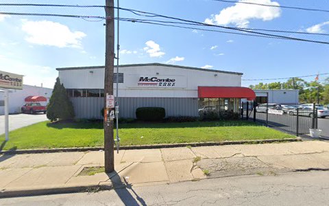 Auto Body Shop «McCombe Body Shop», reviews and photos, 1965 E Main St, Columbus, OH 43205, USA