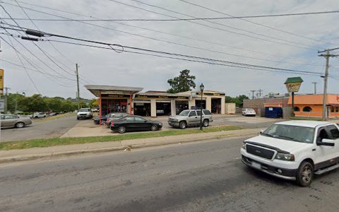 Auto Repair Shop «Meineke Car Care Center», reviews and photos, 5238 South Blvd, Charlotte, NC 28217, USA