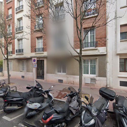 Borne de recharge de véhicules électriques Alizé Liberté Charging Station Montrouge