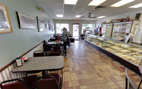 Bakery «Elmwood Pastry Shop Inc», reviews and photos, 1136 New Britain Ave, West Hartford, CT 06110, USA