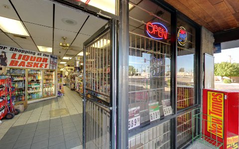 Liquor Store «Liquor Basket», reviews and photos, 5130 N 19th Ave #14, Phoenix, AZ 85015, USA