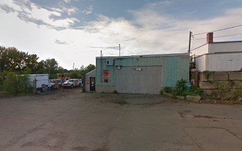 Used Auto Parts Store «Naumkeag Used Auto Parts», reviews and photos, 2 Lily St, Salem, MA 01970, USA