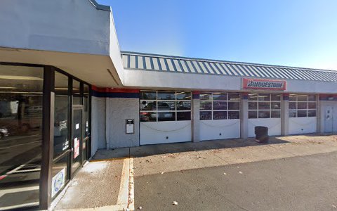 Tire Shop «Firestone Complete Auto Care», reviews and photos, 2105 NE Burnside Rd, Gresham, OR 97030, USA