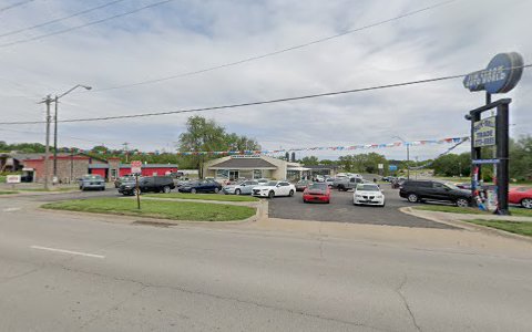 Car Dealer «Jim Clark Auto World», reviews and photos, 100 SW 29th St, Topeka, KS 66611, USA
