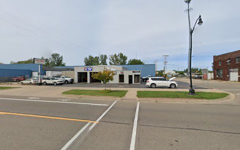 Auto Repair Shop «City Auto Repair», reviews and photos, 245 W Main St, Benton Harbor, MI 49022, USA