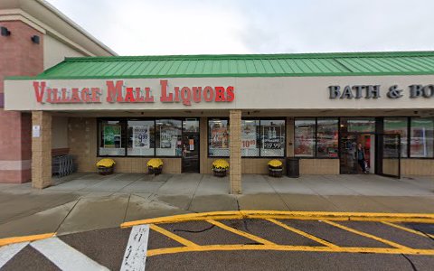 Liquor Store «Village Mall Liquors Inc», reviews and photos, 60 Franklin Village Drive, Franklin, MA 02038, USA