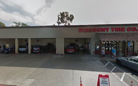 Tire Shop «Discount Tire Store - Encinitas, CA», reviews and photos, 107 N El Camino Real, Encinitas, CA 92024, USA