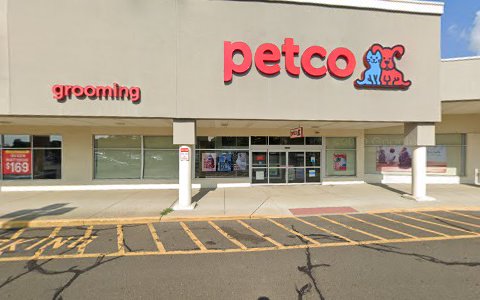Pet Supply Store «Petco Animal Supplies», reviews and photos, 4559 Main St, Bridgeport, CT 06606, USA