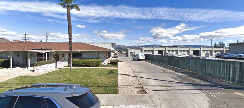 Hammer Auto Brokers & Leasing, 4898 El Camino Real, Los Altos, CA 94022, USA, 