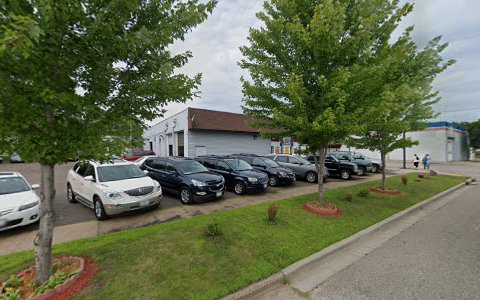 Used Car Dealer «Auto King Auto Sales», reviews and photos, 2211 Birch St, Eau Claire, WI 54703, USA