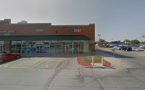 Cell Phone Store «AT&T», reviews and photos, 4100 University Ave #114, West Des Moines, IA 50266, USA