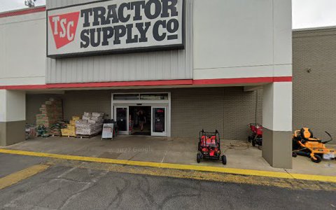 Home Improvement Store «Tractor Supply Co.», reviews and photos, 3 W 9 Mile Rd #16, Pensacola, FL 32534, USA