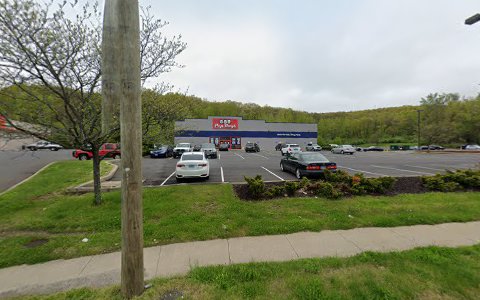 Auto Parts Store «Pep Boys Auto Parts & Service», reviews and photos, 699 Wolcott St, Waterbury, CT 06705, USA