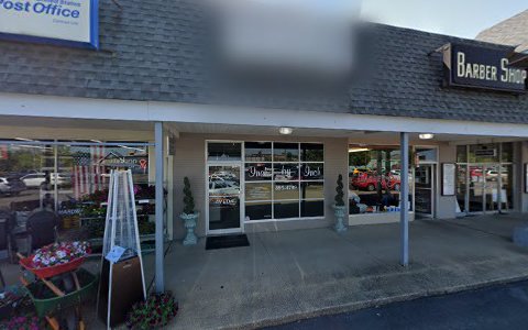 Barber Shop «Brownsboro Center Barber Shop», reviews and photos, 4852 Brownsboro Center, Louisville, KY 40207, USA