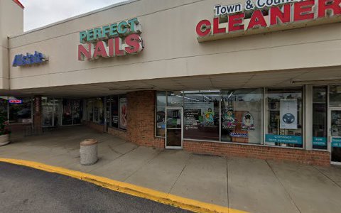 Dry Cleaner «Town & Country Cleaners», reviews and photos, 1607 S Opdyke Rd, Pontiac, MI 48341, USA