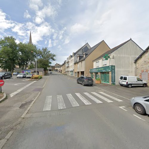 Borne de recharge de véhicules électriques Béa Station de recharge Saint-Aubin-d'Aubigné