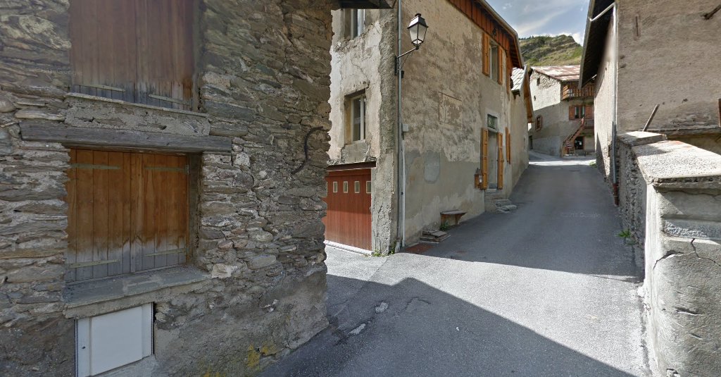 Grange haute à Molines-en-Queyras (Hautes-Alpes 05)