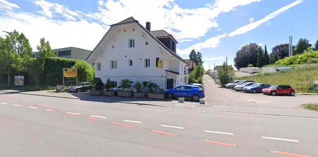 Rezensionen über Pneuhaus & Garage Weiningen in Zürich - Reifengeschäft