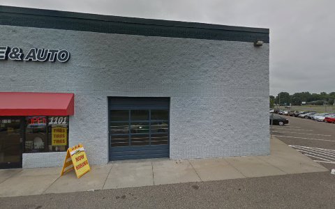 Auto Repair Shop «Car-X Tire & Auto», reviews and photos, 1101 County Hwy 10, Spring Lake Park, MN 55432, USA