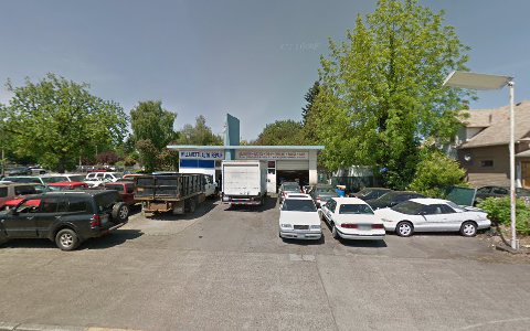 Auto Repair Shop «Willamette Auto Repair», reviews and photos, 625 N 1st St, Woodburn, OR 97071, USA