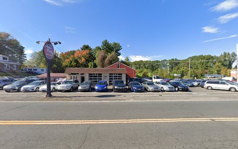 Used Car Dealer «Farmington Auto Park», reviews and photos, 433 Farmington Ave, Plainville, CT 06062, USA