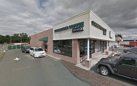 Coffee Shop «Starbucks», reviews and photos, 280 E Main St, Westfield, MA 01085, USA