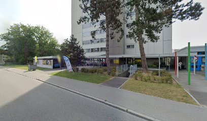 Studentlodge Hauptsitz (Standort Tscharnergut)