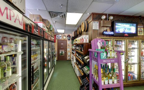 Liquor Store «Liquor Den», reviews and photos, 1335 W University Dr #1, Tempe, AZ 85281, USA