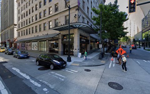 Clothing Store «Brooks Brothers», reviews and photos, 1330 5th Ave, Seattle, WA 98101, USA