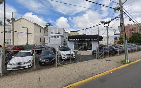 Used Car Dealer «Twin Auto City», reviews and photos, 316 32nd St, Union City, NJ 07087, USA