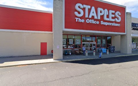 Office Supply Store «Staples», reviews and photos, 4727 Valley View Blvd NW, Roanoke, VA 24012, USA