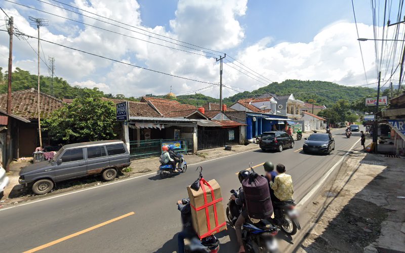 Makam Dalem Cibereum dan Bupati Bandung ke-14 RT Endoeng Soeriapoetra