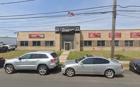 Auto Body Shop «Vintage Auto Body & Towing», reviews and photos, 81 Urban Ave, Westbury, NY 11590, USA
