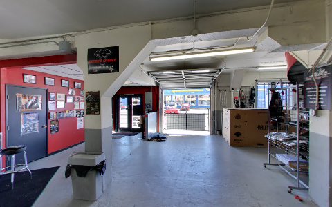 Motorcycle Dealer «Fast Bikes Inc», reviews and photos, 15852 SW Upper Boones Ferry Rd, Lake Oswego, OR 97035, USA