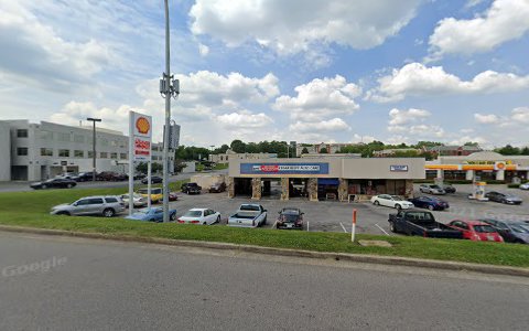 Auto Repair Shop «Cedar Bluff Auto Care», reviews and photos, 9133 Executive Park Dr, Knoxville, TN 37923, USA