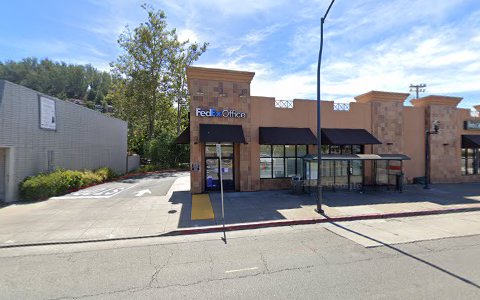 Print Shop «FedEx Office Print & Ship Center», reviews and photos, 9889 San Pablo Ave, El Cerrito, CA 94530, USA