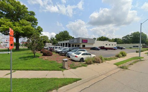 Auto Repair Shop «Six Auto Service», reviews and photos, 1000 NW Topeka Blvd, Topeka, KS 66608, USA