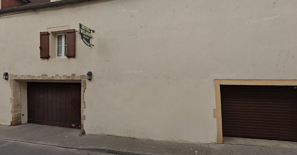 2 rue jean jacques Rousseau à Dijon