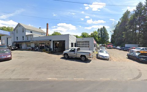 Auto Body Shop «Moore Brothers Inc», reviews and photos, 687 Portland-Cobalt Rd, Portland, CT 06480, USA