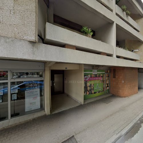 Centre commercial caisse retraite Bagnols-sur-Cèze