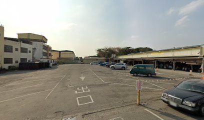 田中黄昏市场停车场