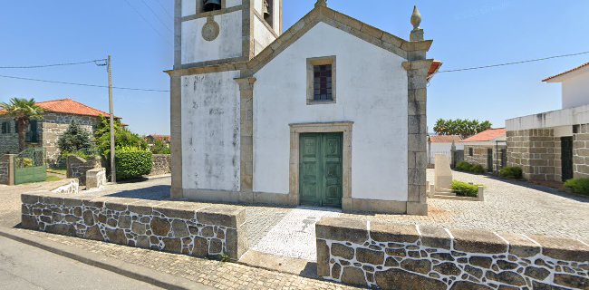 Avaliações doIgreja Velha de São Pedro de Vila Frescaínha em Barcelos - Igreja