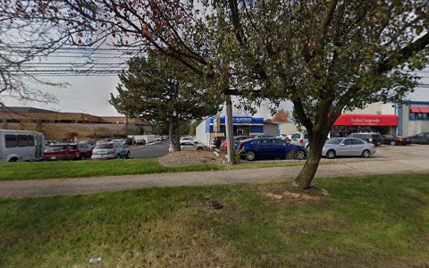 Auto Repair Shop «NAPA Complete Car Care Center», reviews and photos, 28799 Orchard Lake Rd, Farmington Hills, MI 48334, USA