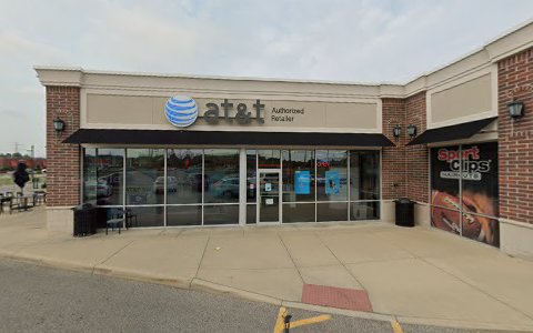 Cell Phone Store «AT&T Authorized Retailer», reviews and photos, 4310 N Leavitt Rd, Lorain, OH 44053, USA