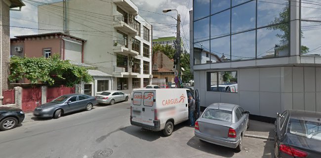 Strada Spineni 18, București, România