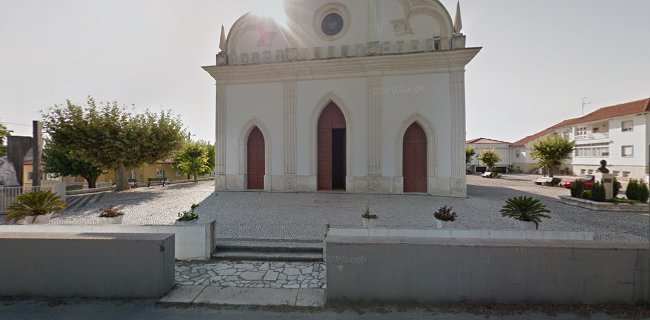Comentários e avaliações sobre o Igreja Paroquial de Monte Redondo / Igreja de Nossa Senhora da Piedade