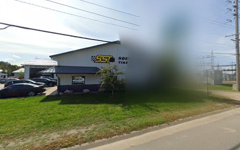 Auto Repair Shop «Southside Tire & Auto, LLC», reviews and photos, 118 SE 10th St, Grand Rapids, MN 55744, USA