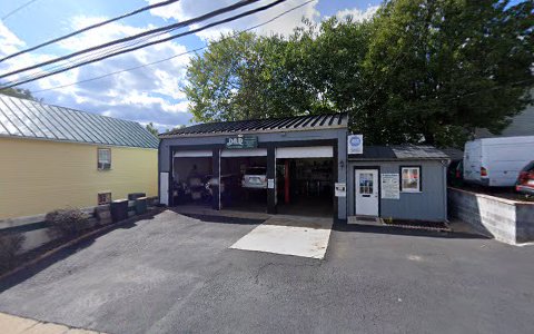 Auto Repair Shop «D&D Automotive Repair», reviews and photos, 203 Wirt St SW, Leesburg, VA 20175, USA